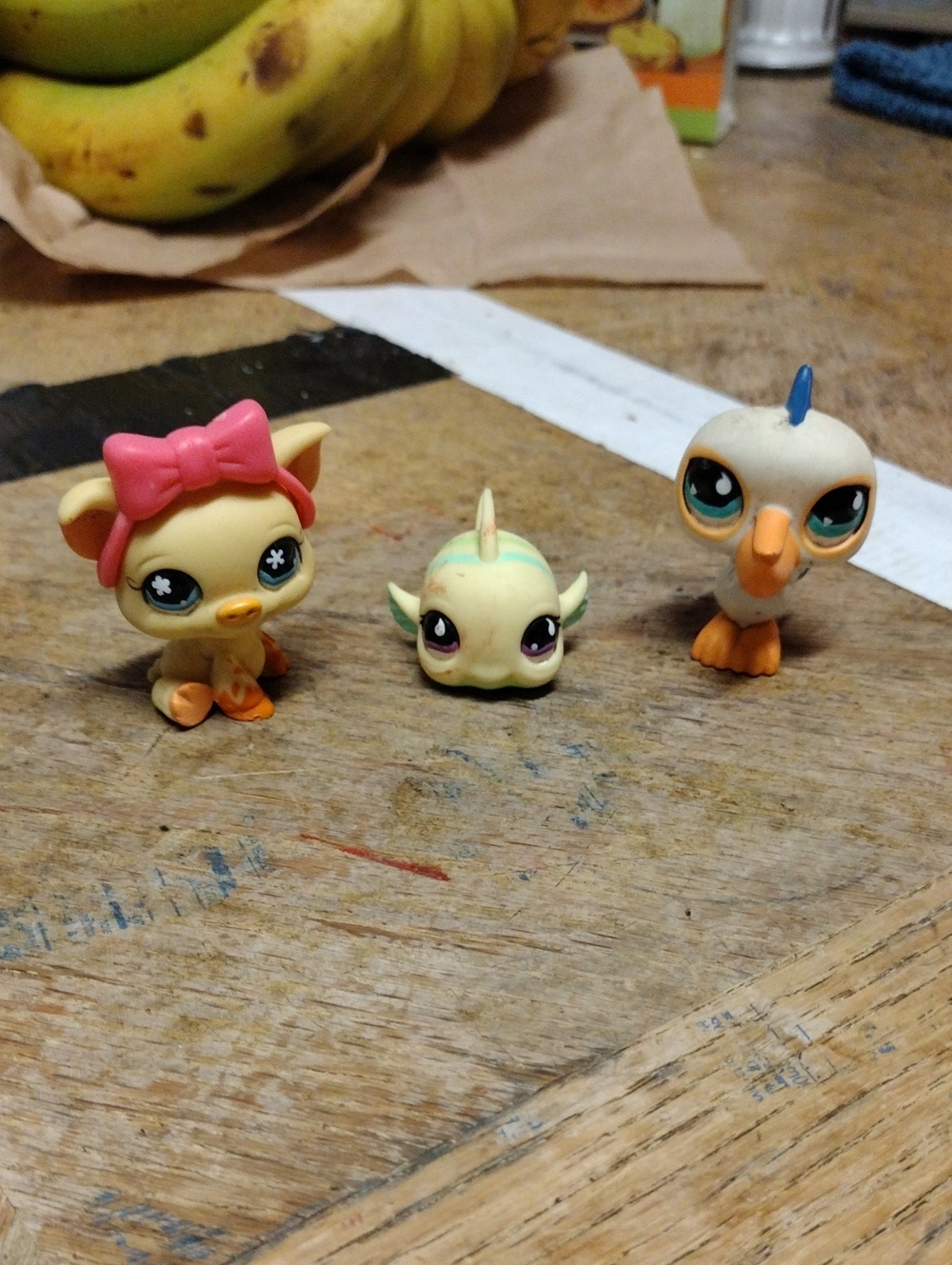 Updated Littlest Pet Shop figurine bundle